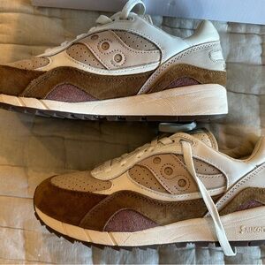 Saucony Sneaker 9.5 Brown
